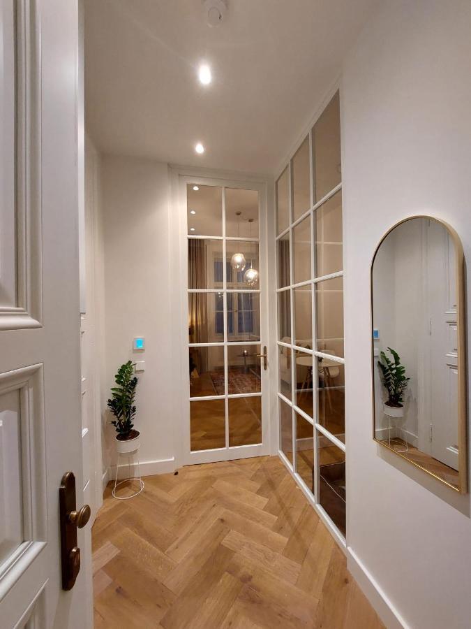 Luxury Apartment In The Centre Praga Exterior foto
